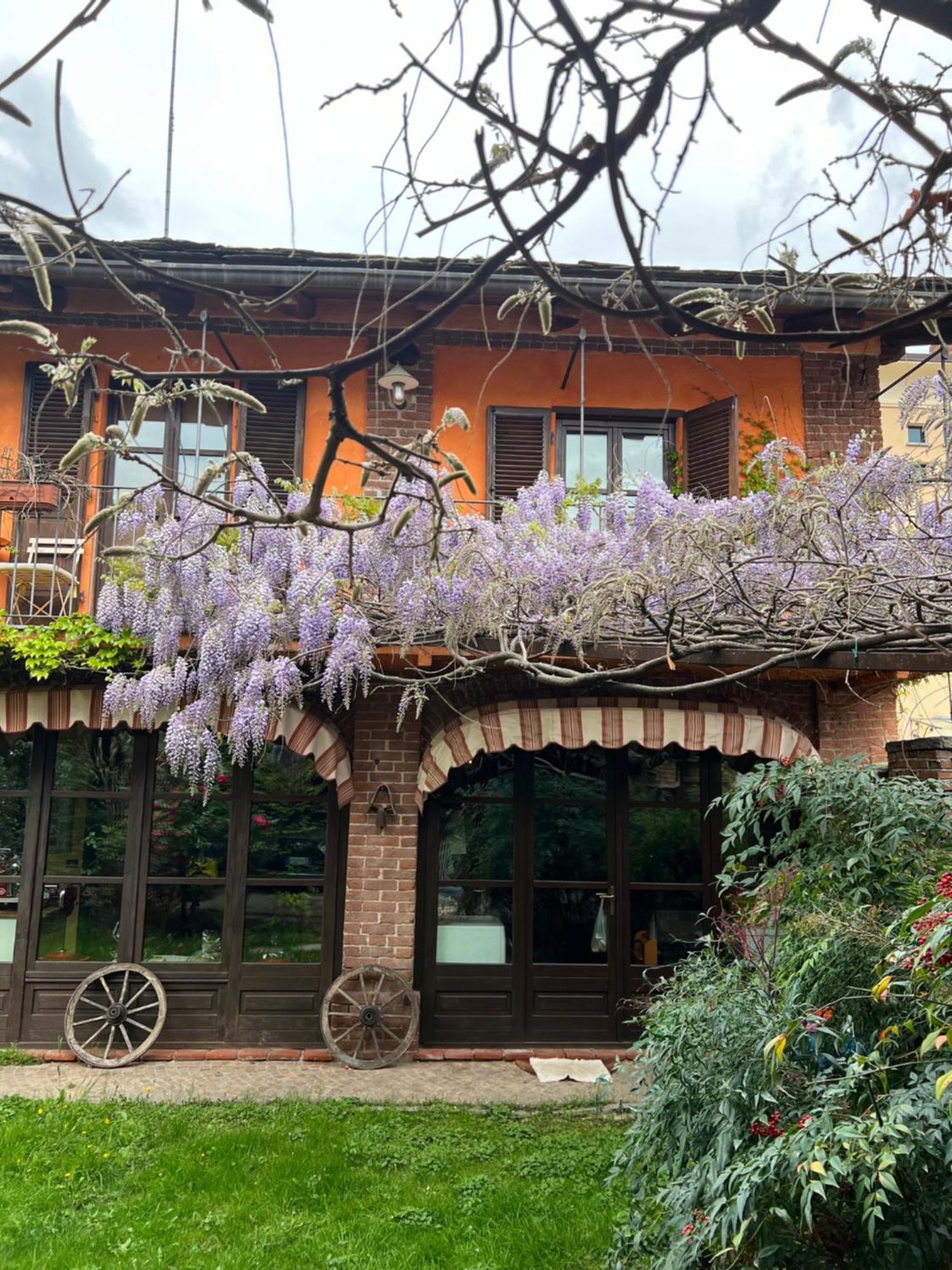 La Casa Arancione Hotel Boves Exterior foto
