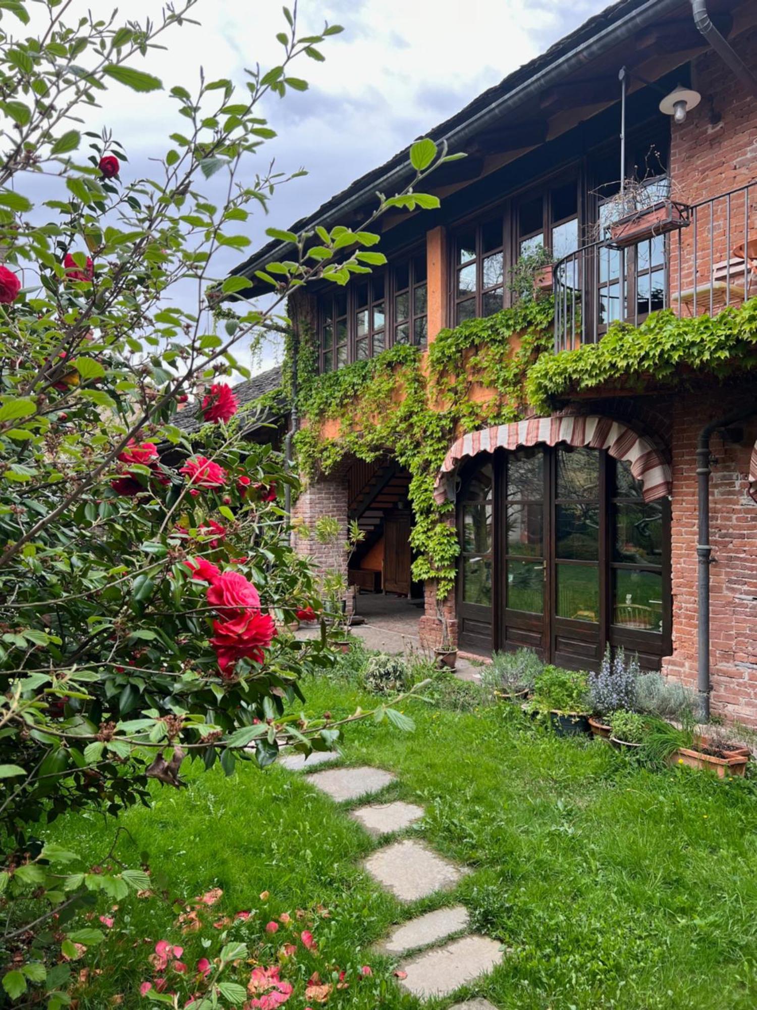La Casa Arancione Hotel Boves Exterior foto